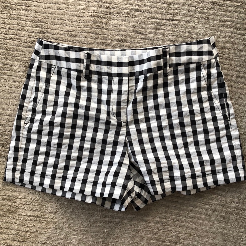 Black/white check shorts